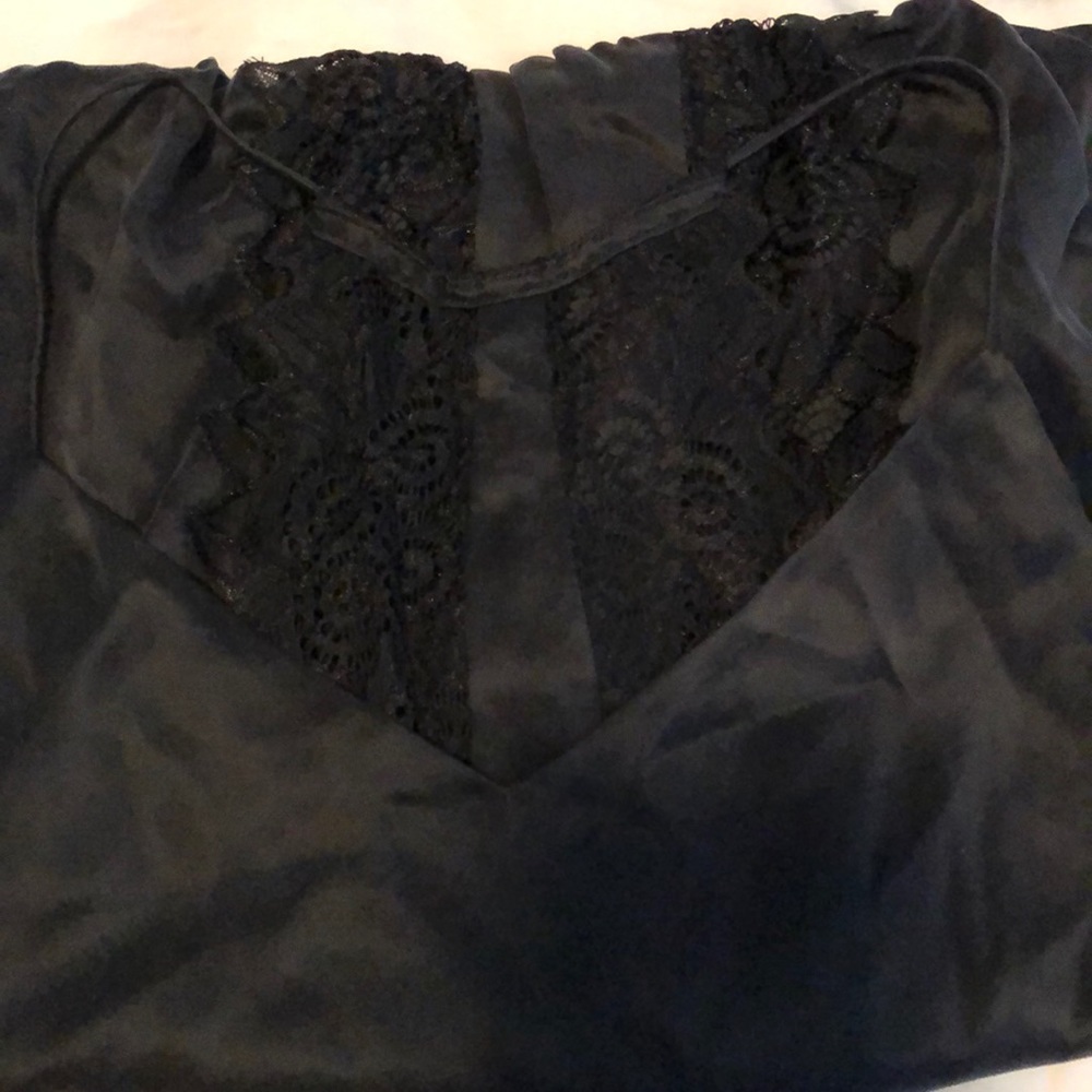 100% silk Kendall+Kylie camisole black top.